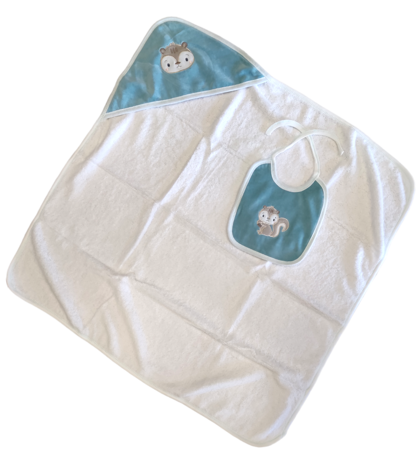 Set Accappatoio a Triangolo e Bavaglino Verde Acqua con Ricamo Scoiattolo Neonato Sardon