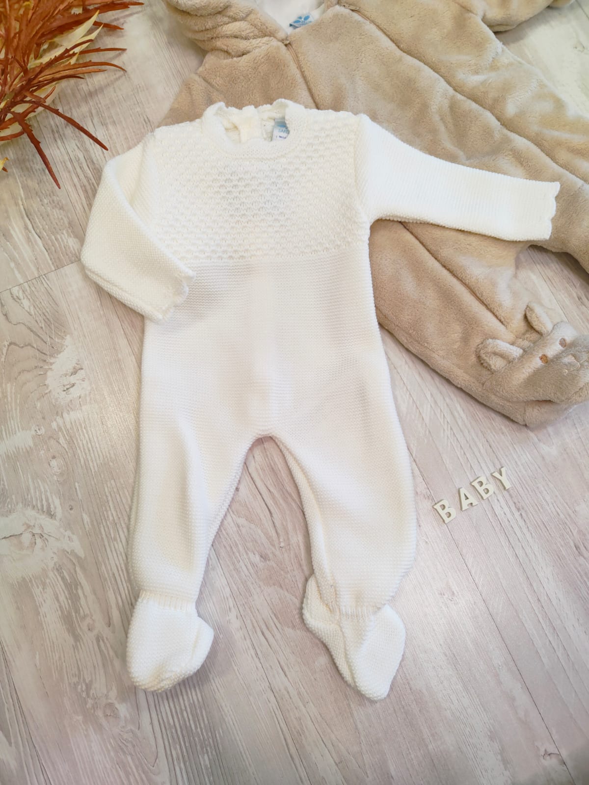 Tutina Intera Bianca Invernale Senza Colletto Lavorata a Maglia Sardon Neonato 1-3 Mesi