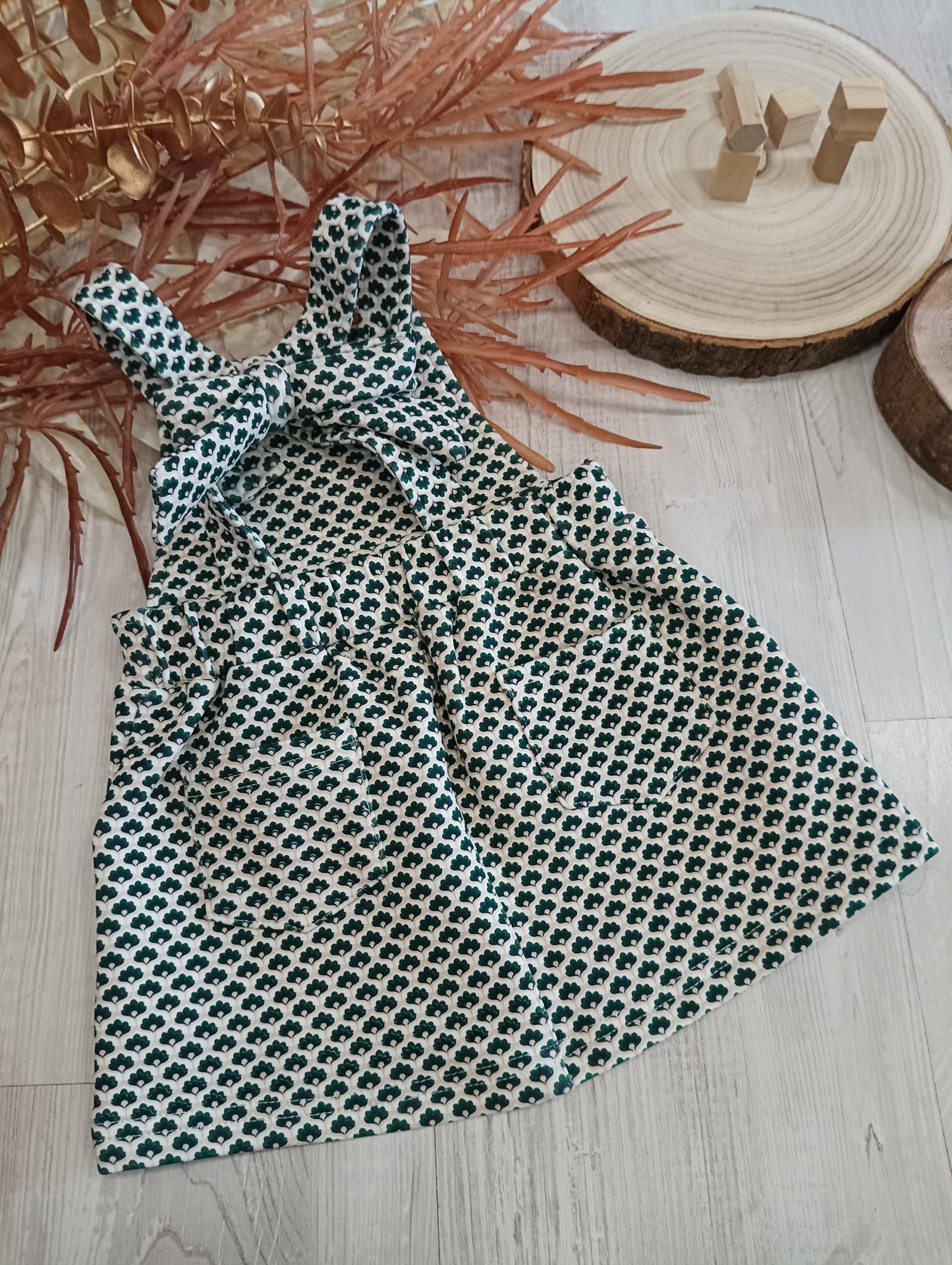 Salopette Vestitino con Fiocco sul Retro Stampata Fantasia Geometrica Ativo Kids Bambina 6-36 Mesi