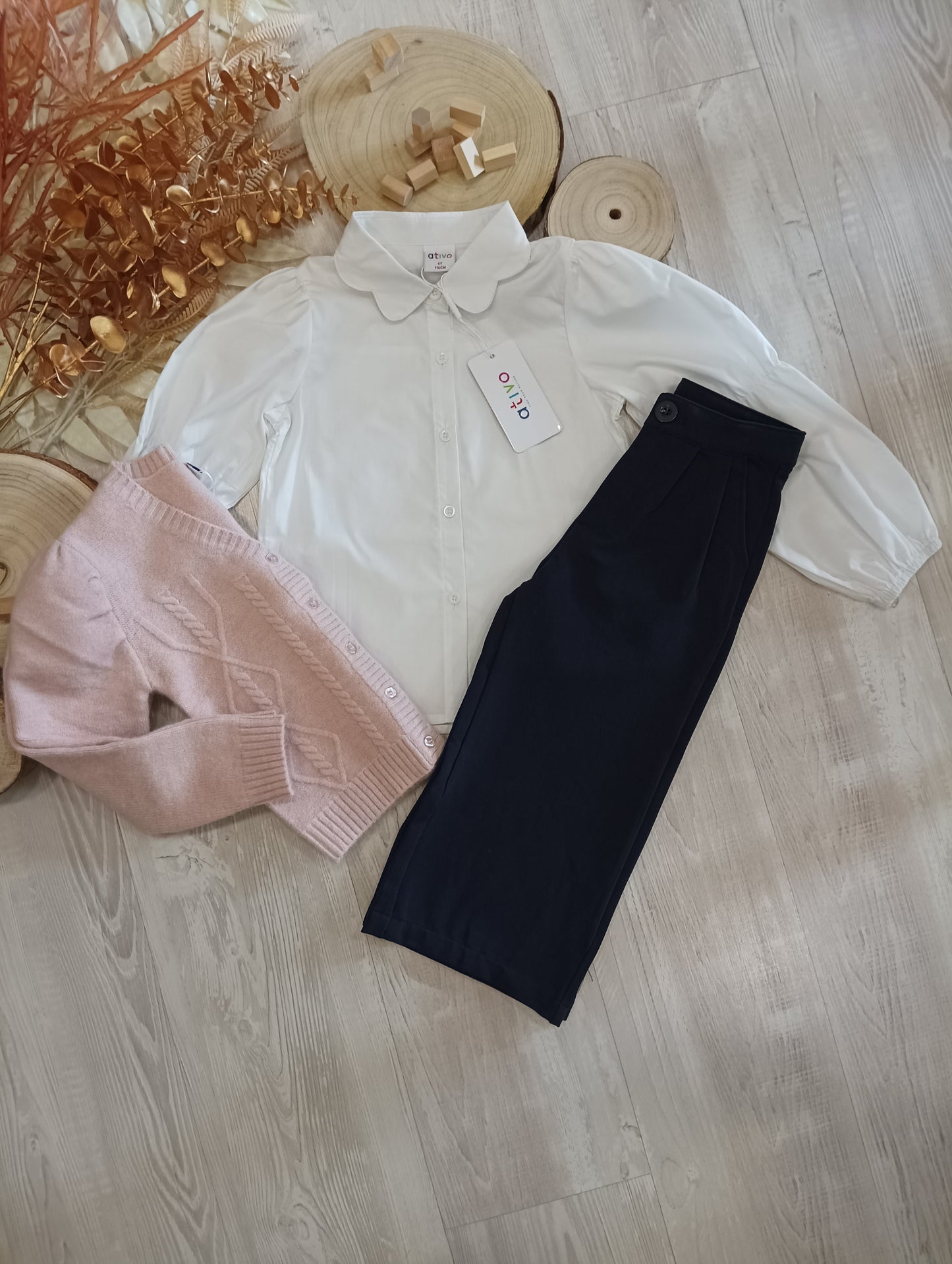 Camicetta Bianca in Cotone Elasticizzato con Bottoni Colletto Petaloso Manica Doppio Palloncino Ativo Kids Bambina/Ragazza 4-12 Anni