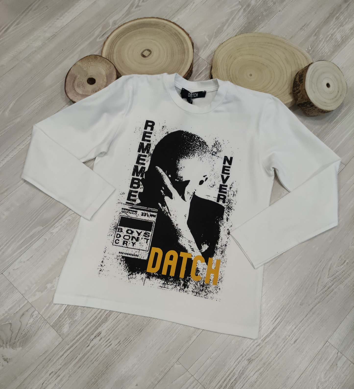 T-Shirt Bianca a Maniche Lunghe Stampata Never Remember DATCH Ragazzo Taglie M - XXL 10-16 anni