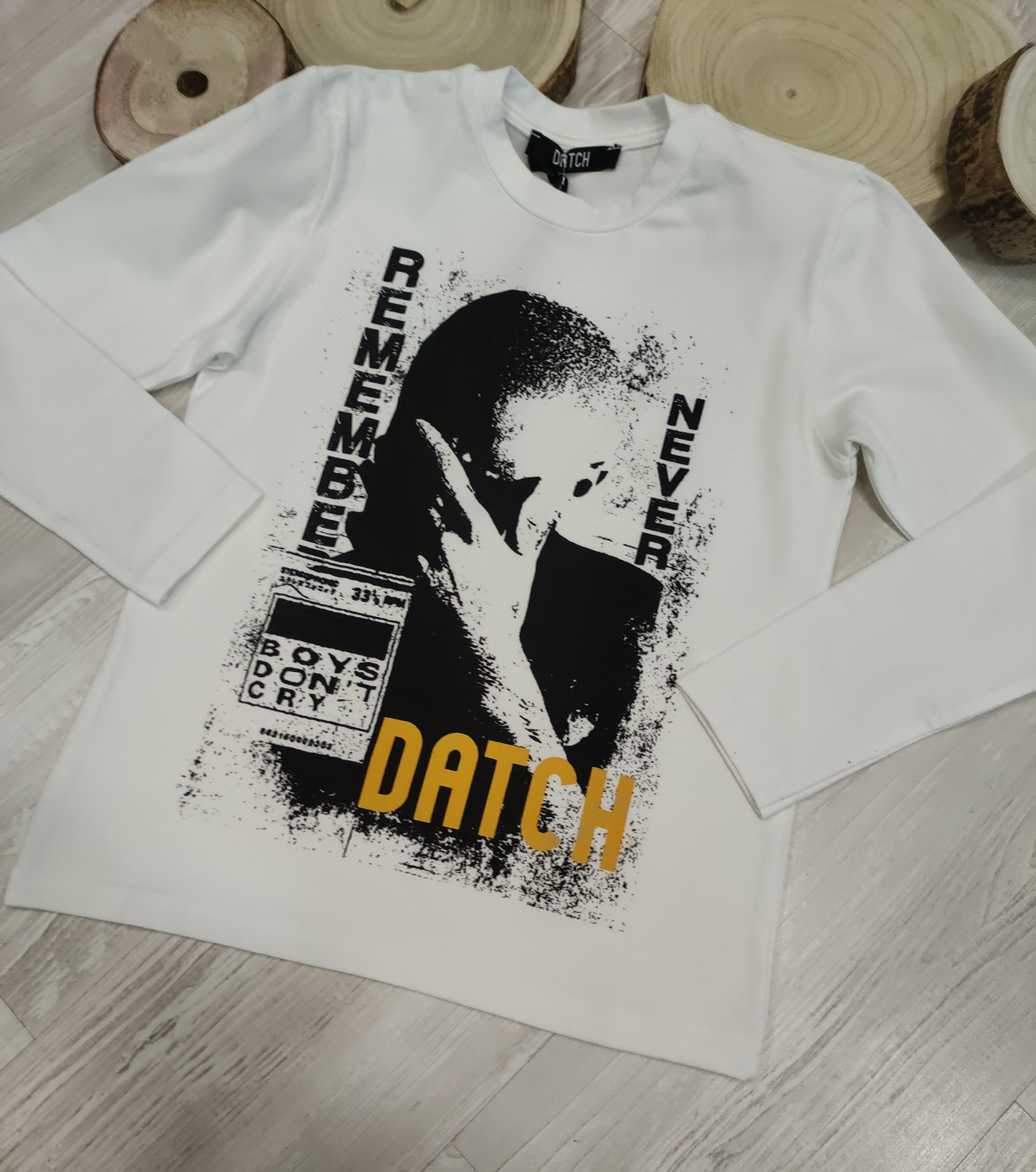 T-Shirt Bianca a Maniche Lunghe Stampata Never Remember DATCH Ragazzo Taglie M - XXL 10-16 anni