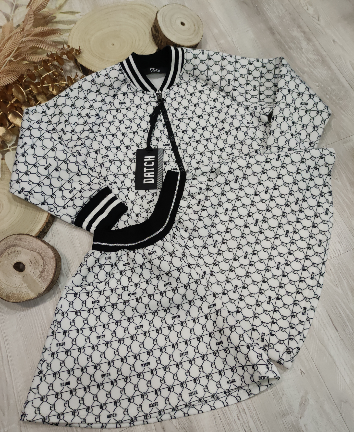 Giubbino Felpa Bianco e Nero Cropped in Jersey Scuba con Zip Stampato Fantasia DATCH Ragazza S - XL 8-14 Anni