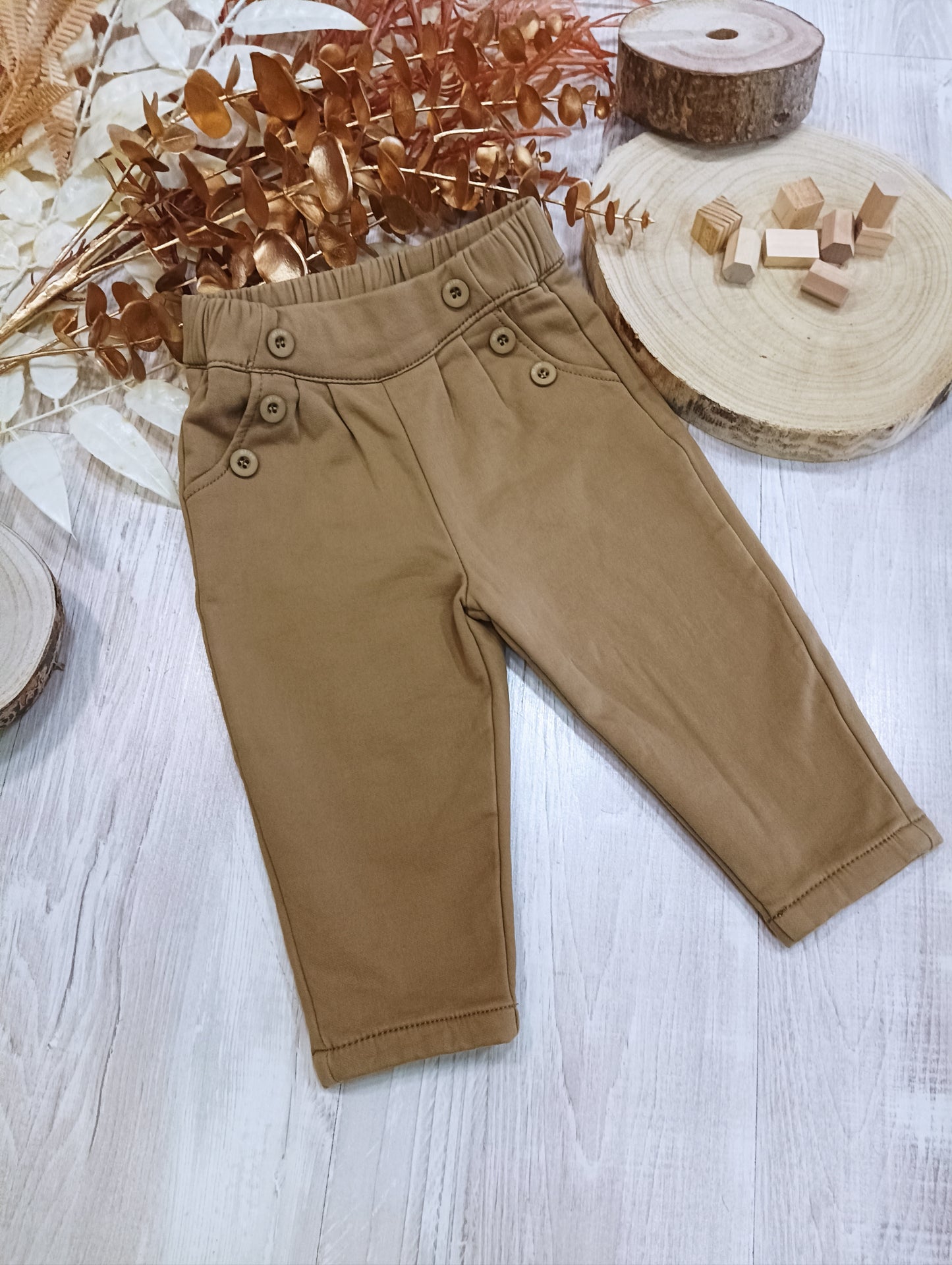 Pantalone Casual in Jersey di Caldo Cotone Color Seppia Elastico in Vita e Bottoni Ativo Kids Bambina 12-36 Mesi