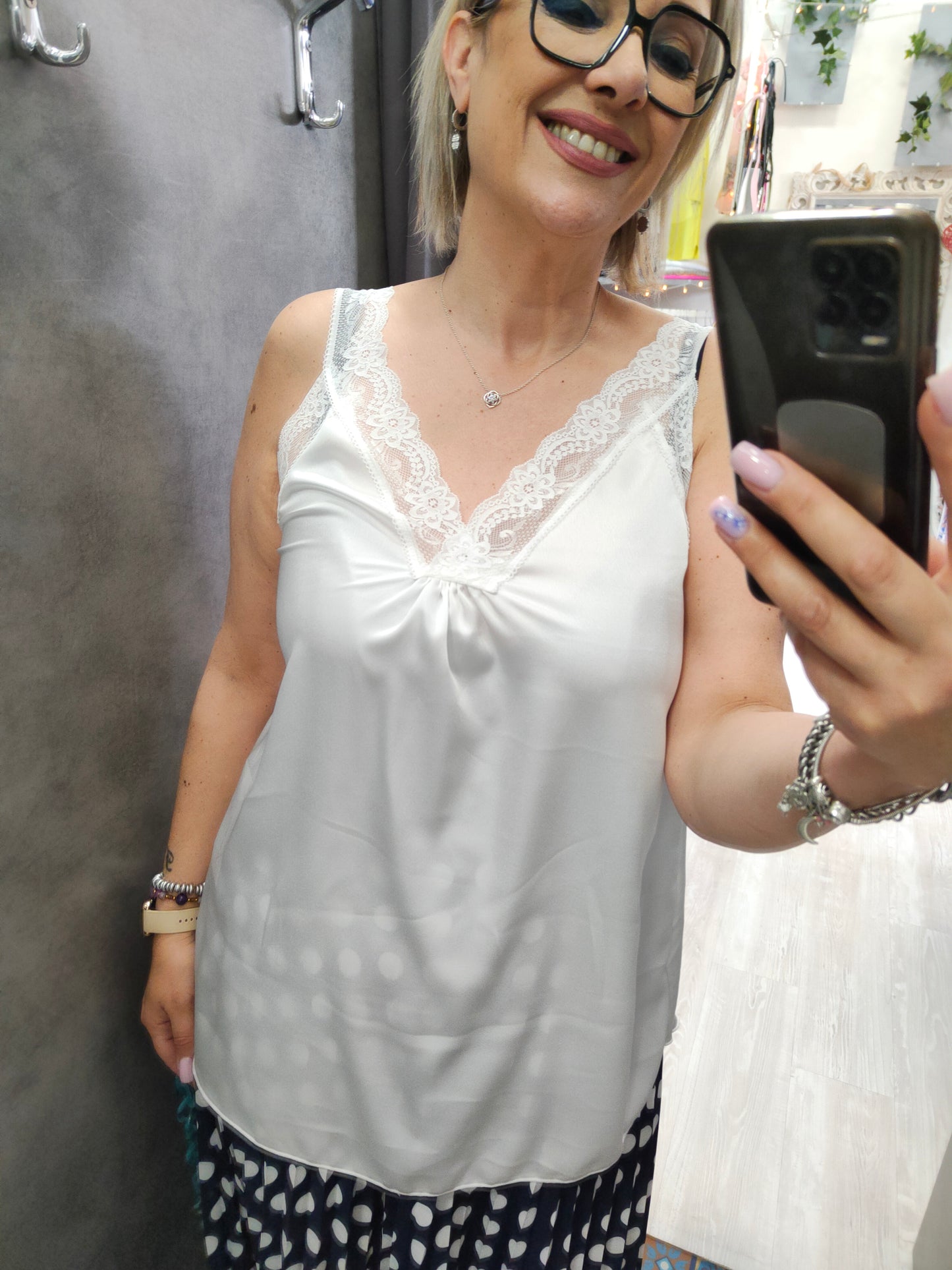 Top Donna Curvy Modello Canottierina in Raso con Pizzo Tinta Unita Colorato