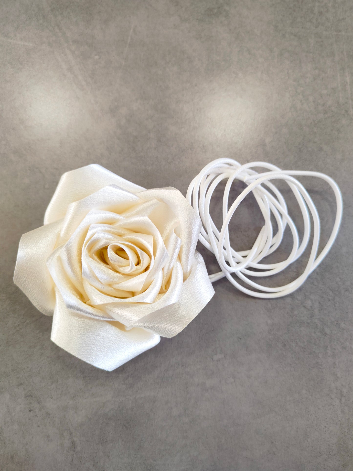 Choker Elegante - Collarino Donna con Fiore