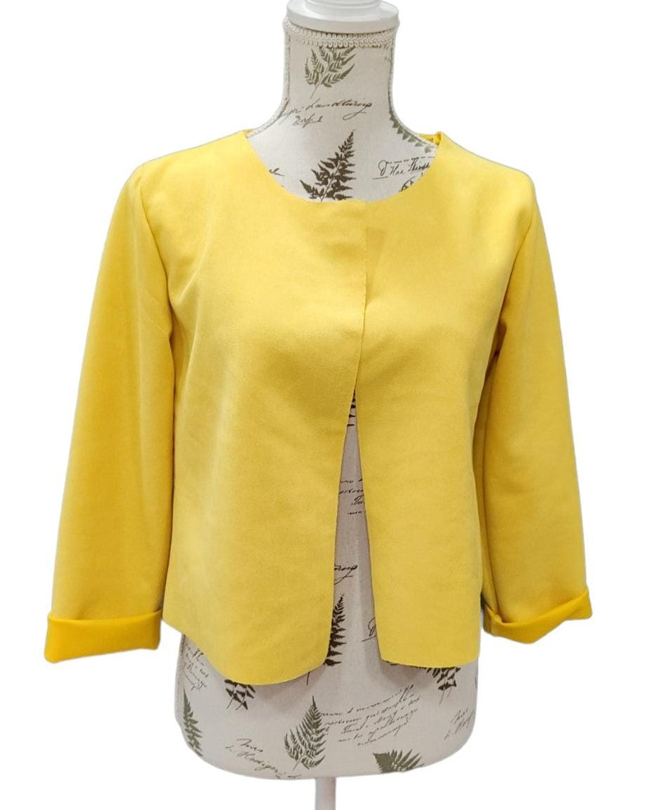 Shoulder cover in suede fabric