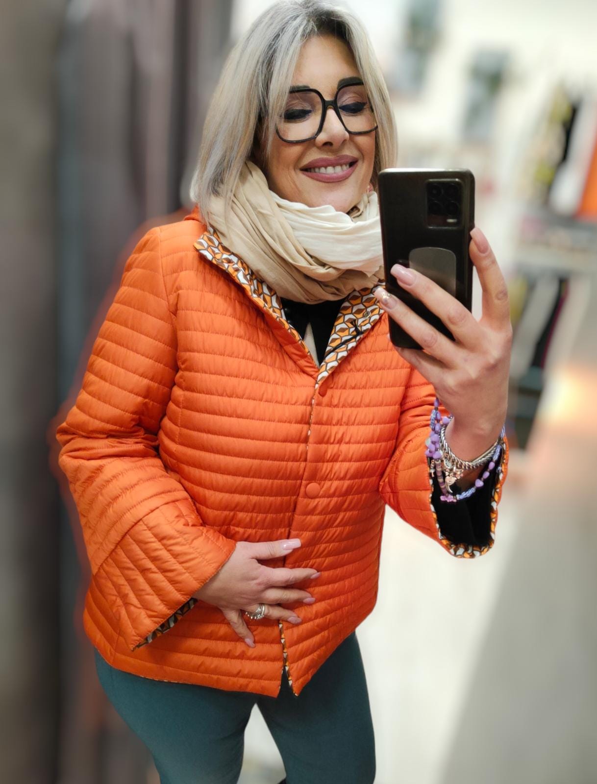 Giubbino Donna Cento Grammi Reversibile Double Face con Cappuccio Chiusura Lampo e Bottoni