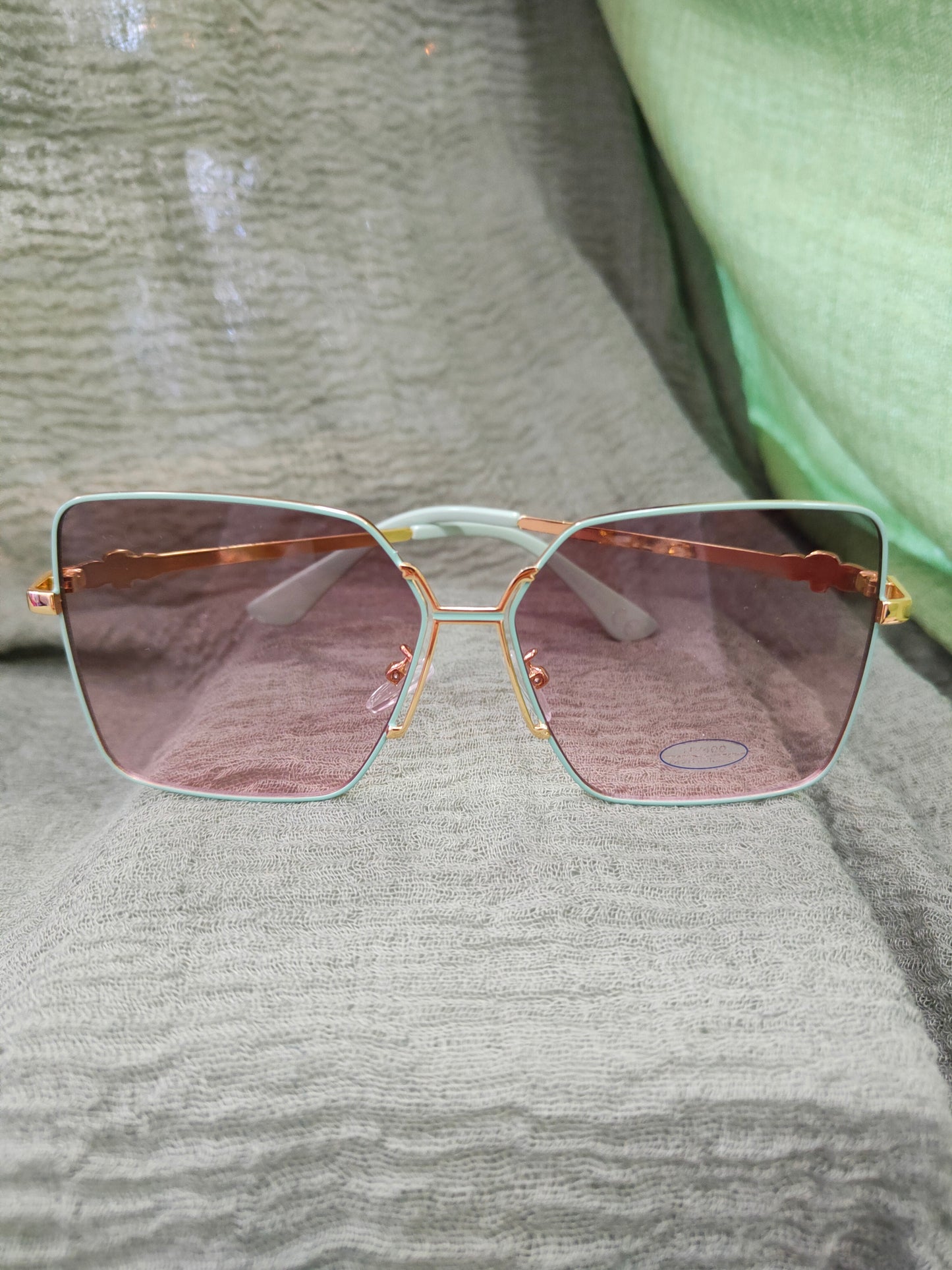 Occhiale da Sole Donna Montatura Squadrata in Metallo Verde Tiffany Lenti Fumé