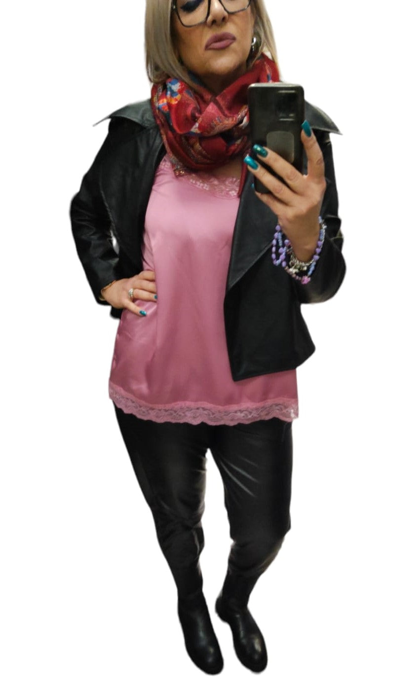 Top Donna Raso Con Pizzo in Tinta Unita Linea Curvy