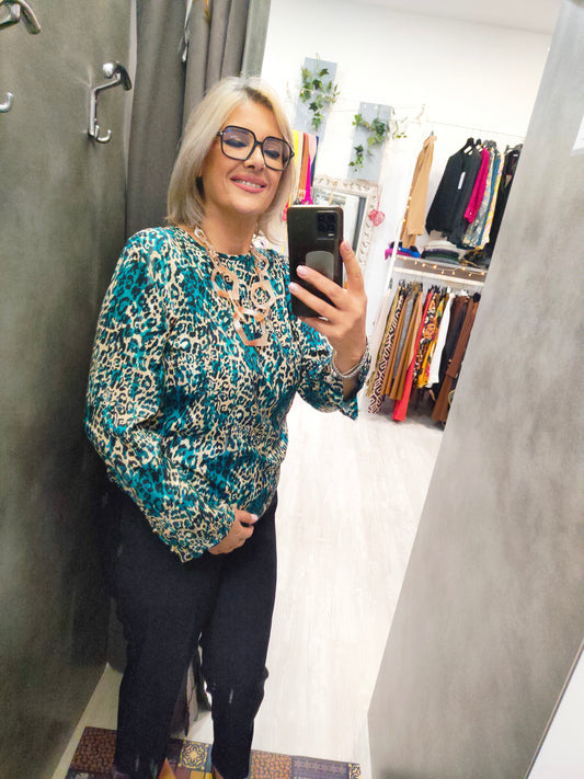 Camicia Donna Blusa in Pura Viscosa Manica Lunga Fantasia Animalier Avorio Nero e Petrolio